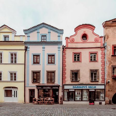 Penzion Vino Hruska Пардубице Экстерьер фото